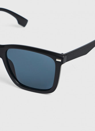 Wayfarer sunglasses