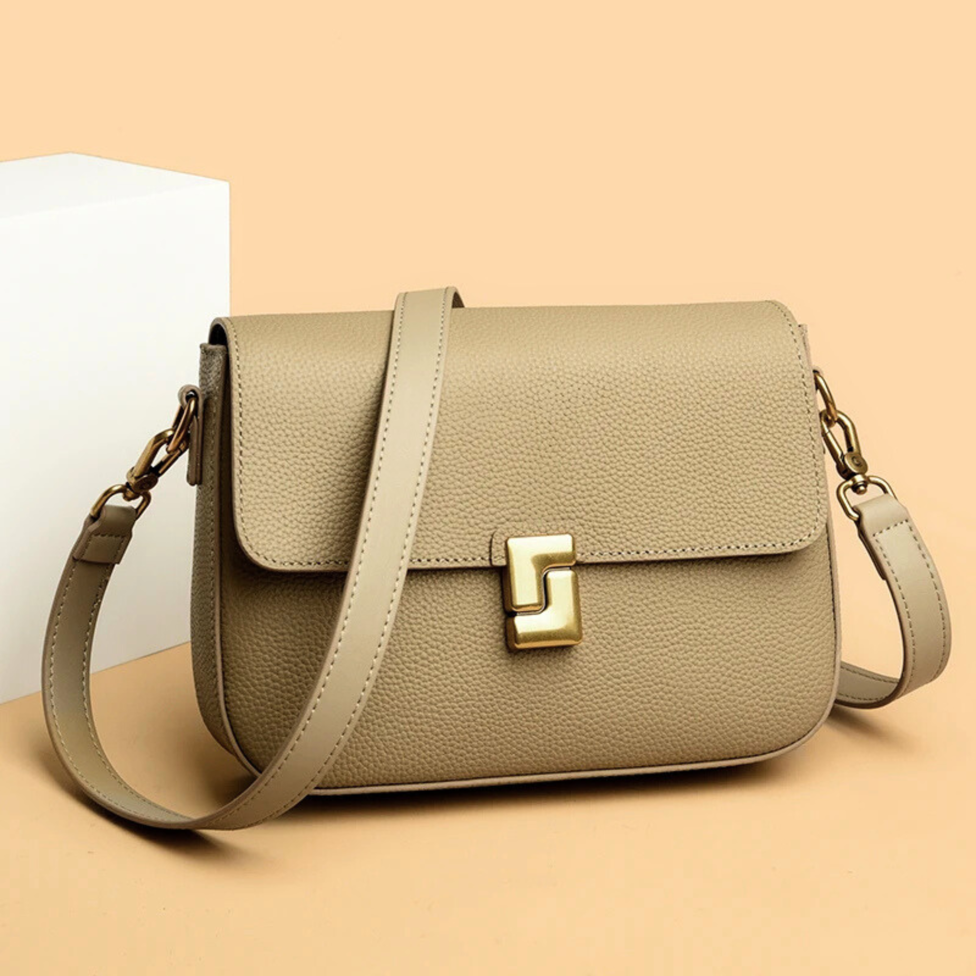 MIRANO — Crossbody Elegance