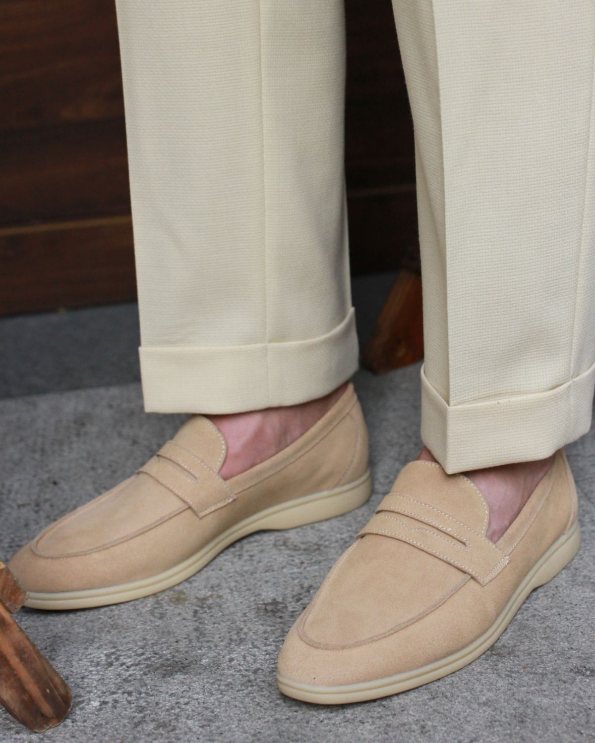 The British ones Low Loafers