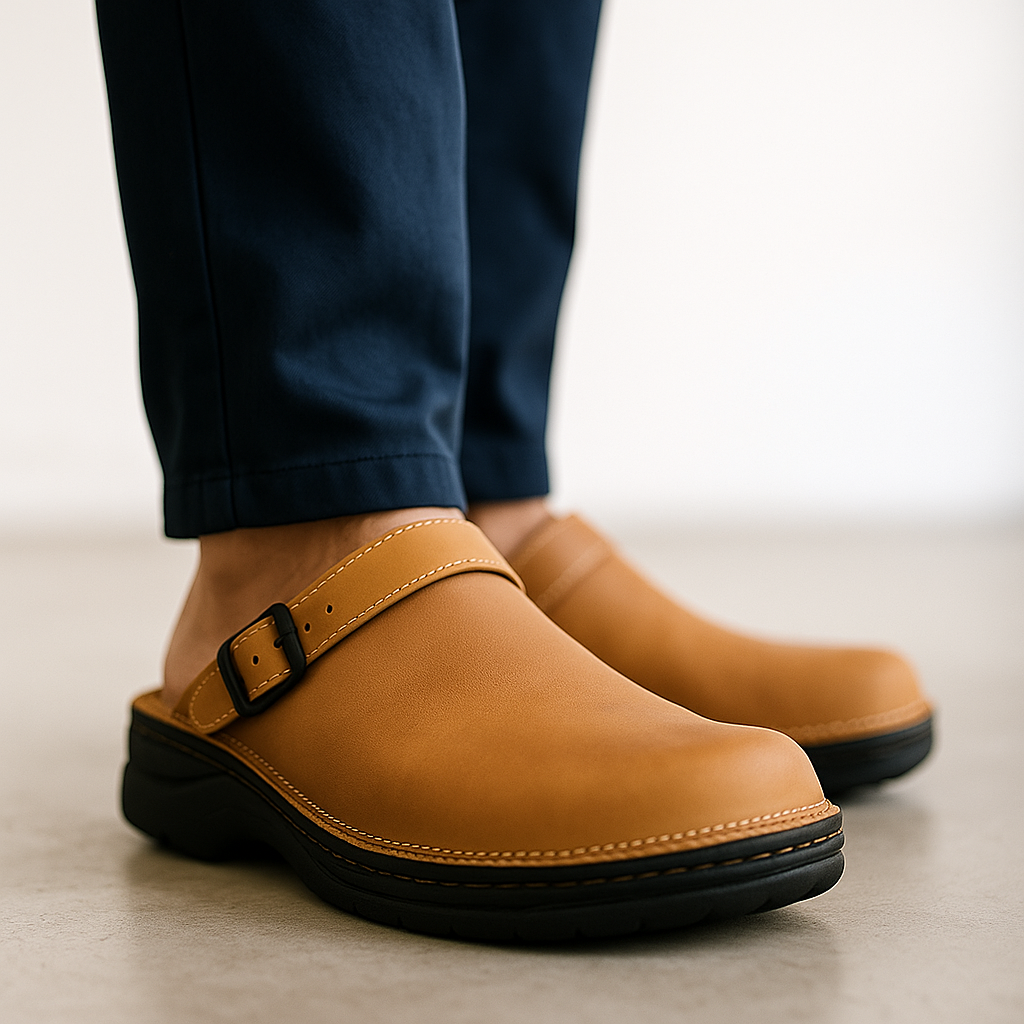 CASPIA — Slip-On Clogs