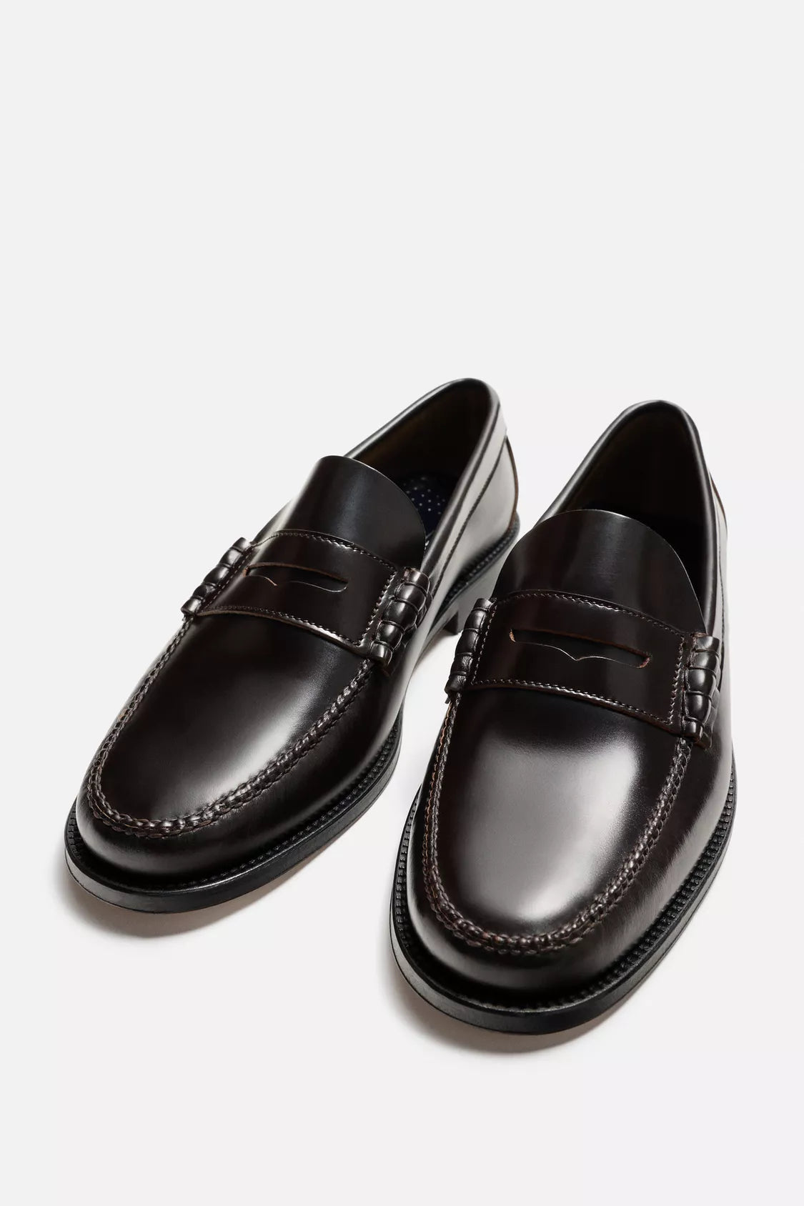 TATE’S LEATHER LOAFER