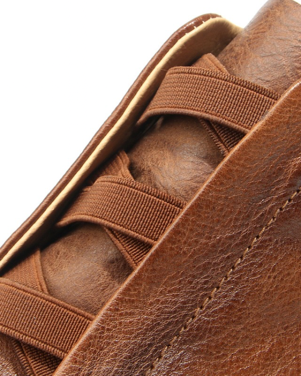 Vintage Laceless Leather Sneaker