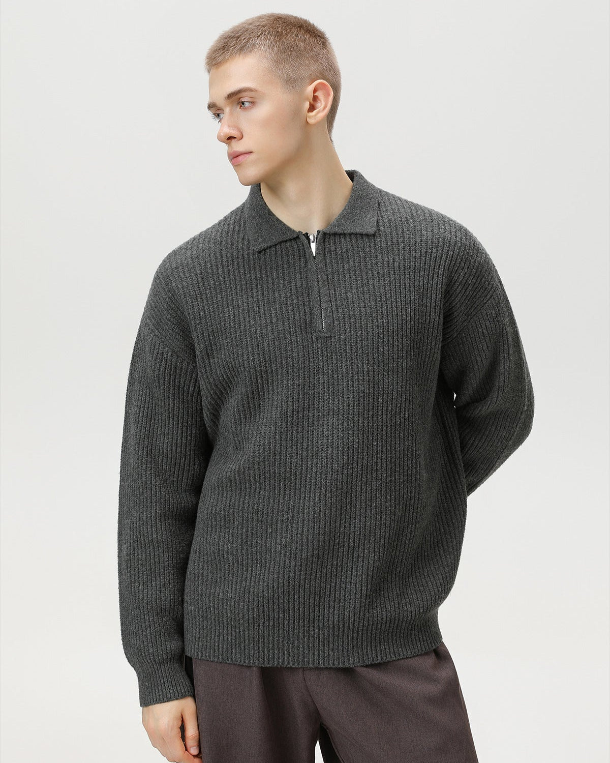 Pull polo en maille côtelée à demi-zip
