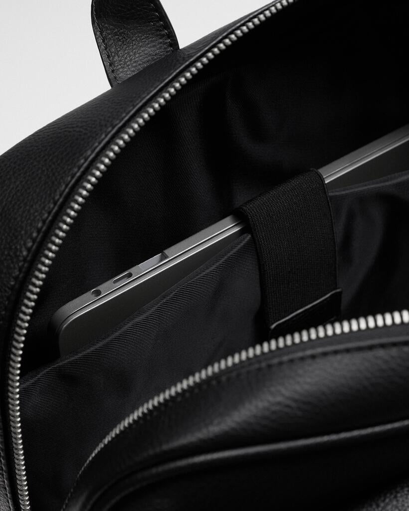 Sac à dos minimaliste en cuir pour voyages