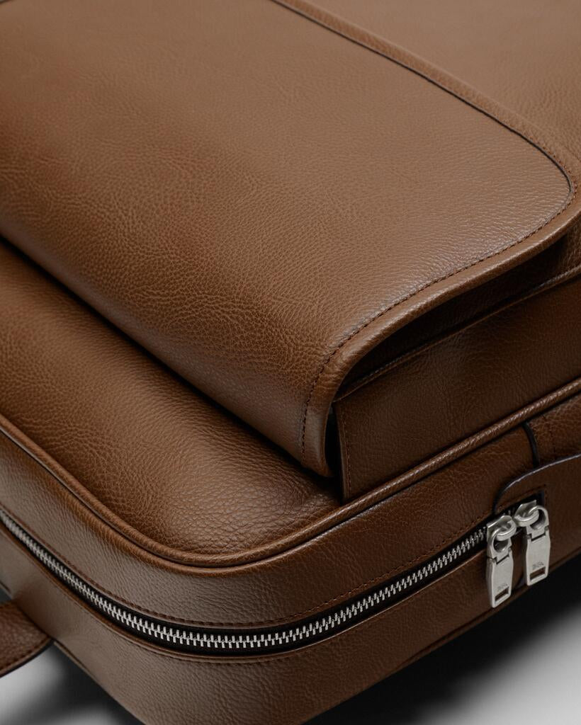 Sac à dos minimaliste en cuir pour voyages