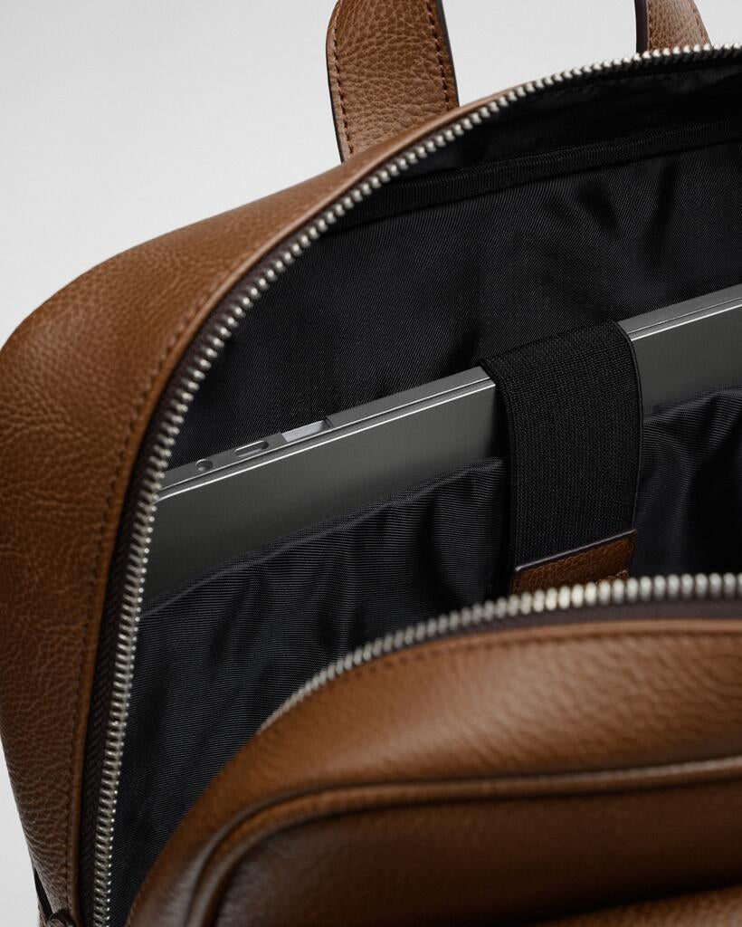 Sac à dos minimaliste en cuir pour voyages