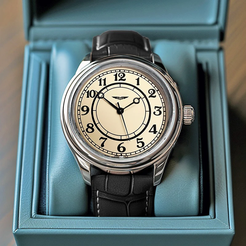 VINTAGUE — Timekeeper Watch