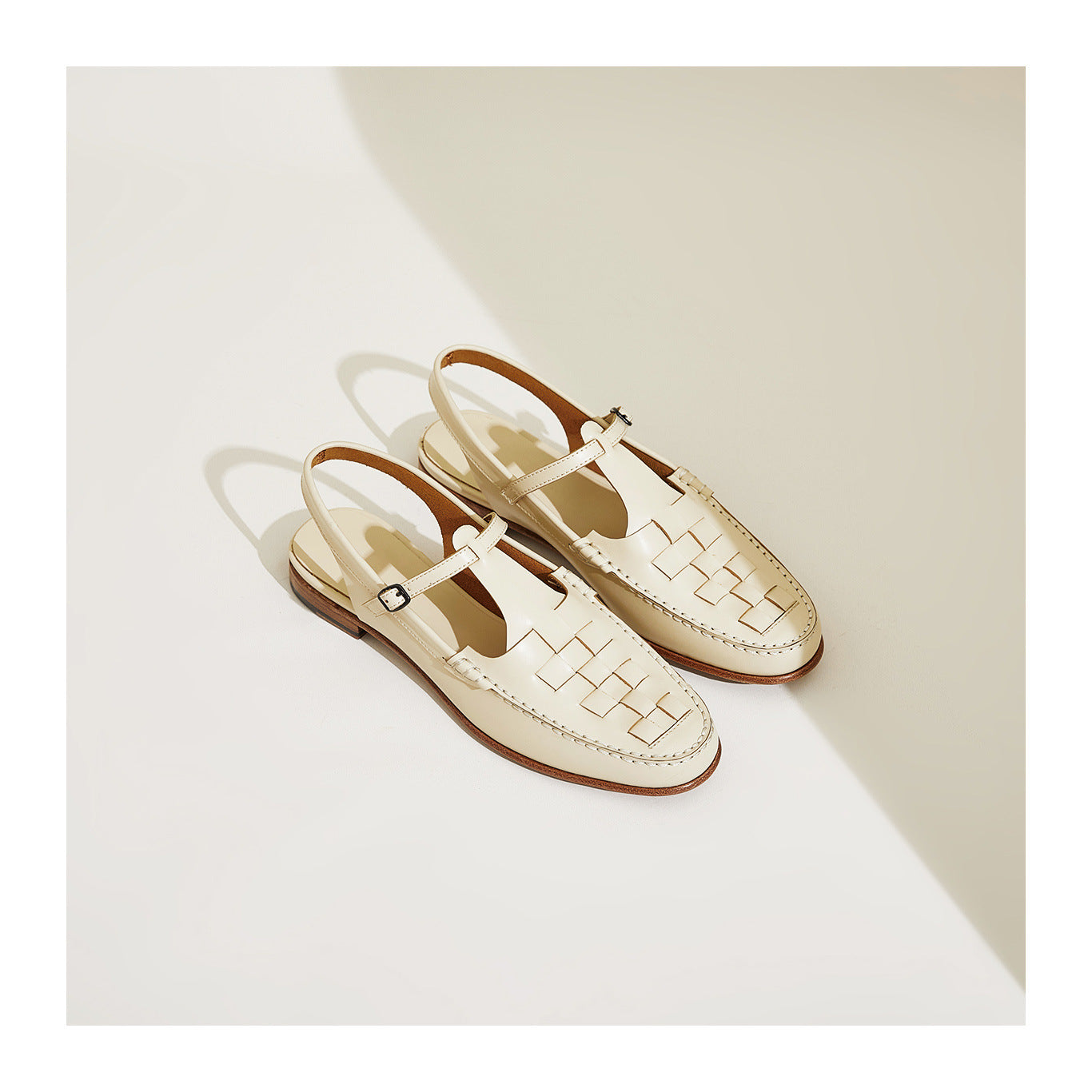 SIVARO — Leather Sandals
