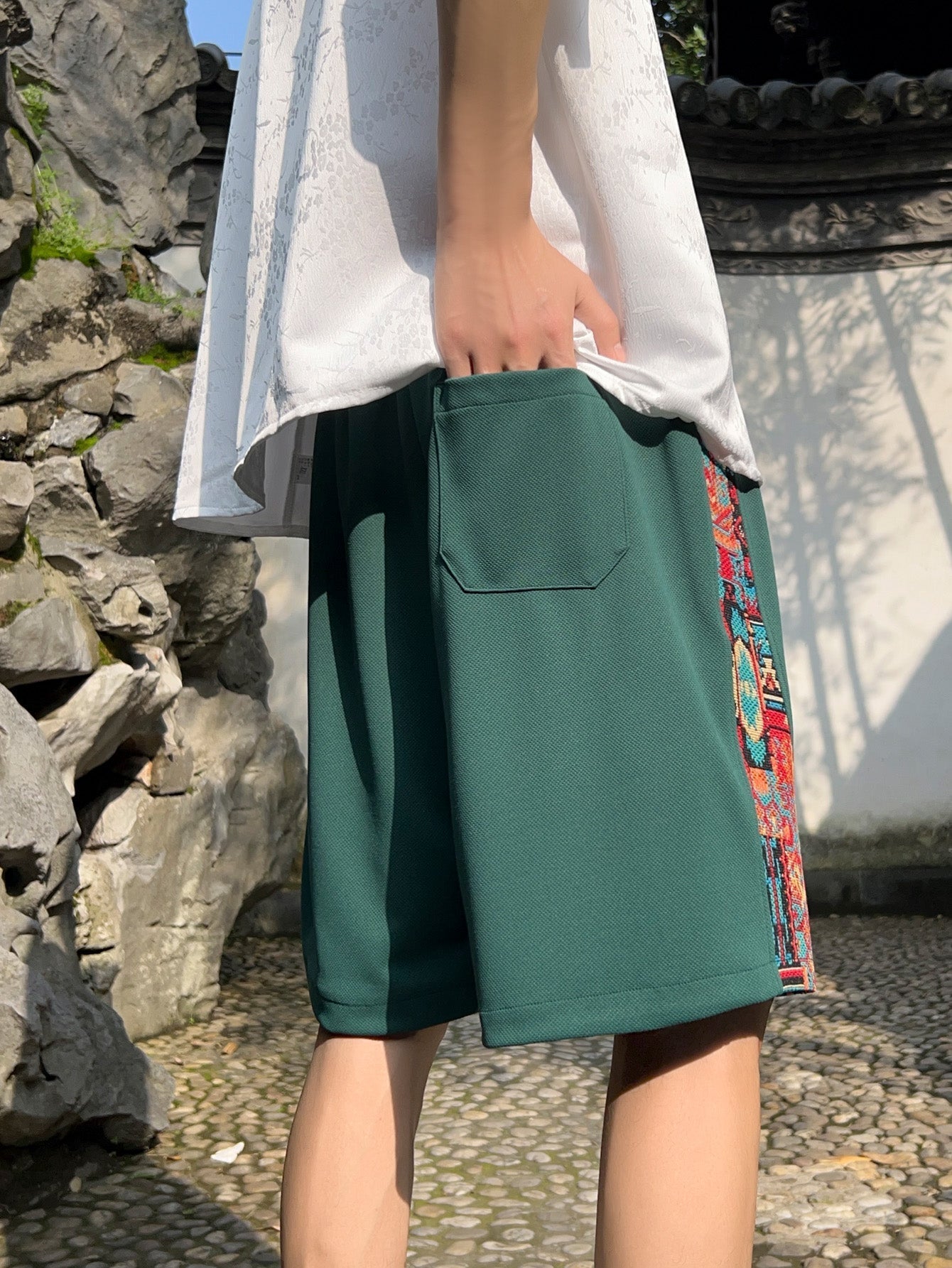 CERANO — Embroidered Resort Shorts