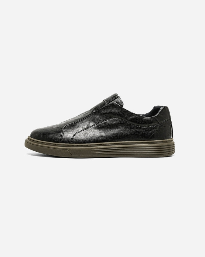 Black Cow Leather Laceless Sneaker