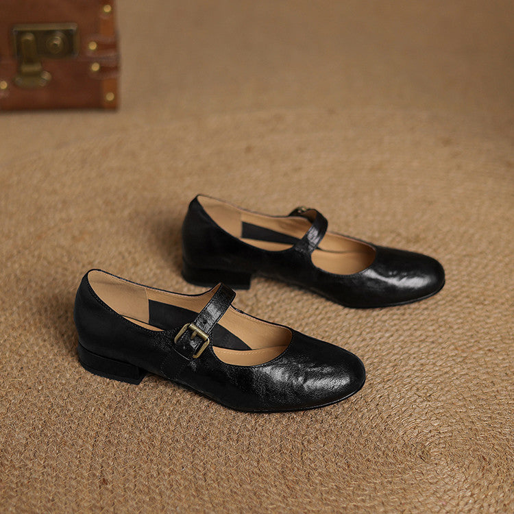 CALLISTA — Classic Court Shoes
